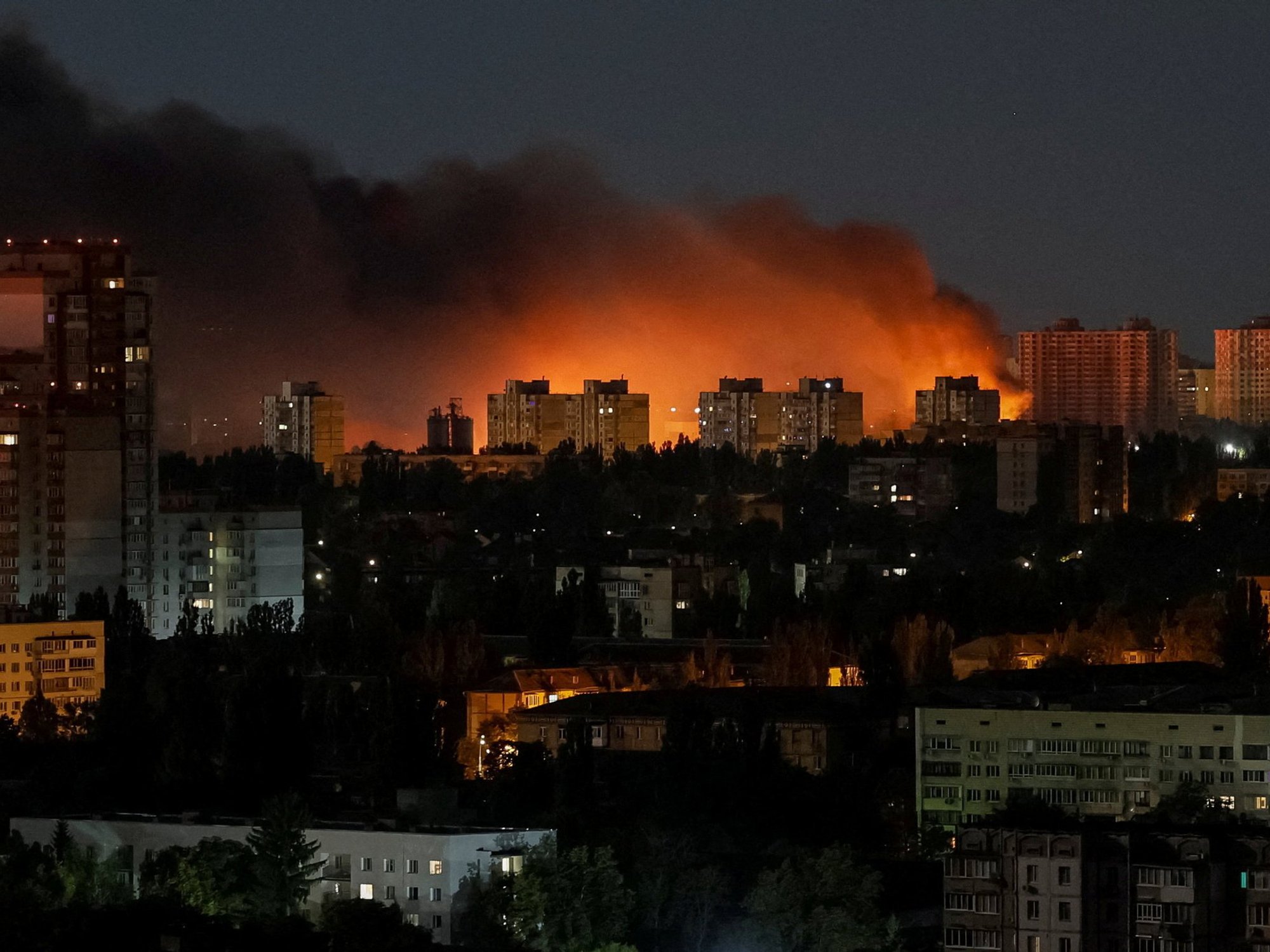 Russian missiles 'enter Nato airspace' amid 'massive' attack after Volodymyr Zelensky pleads alli...