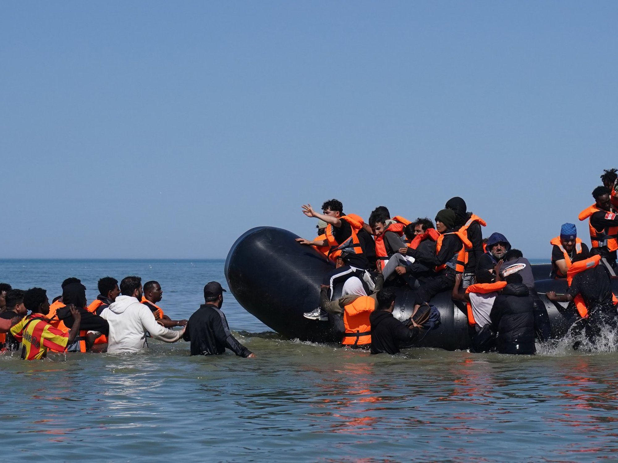 More Britons believe migration is 'mostly bad' after small boats crisis, reveals poll