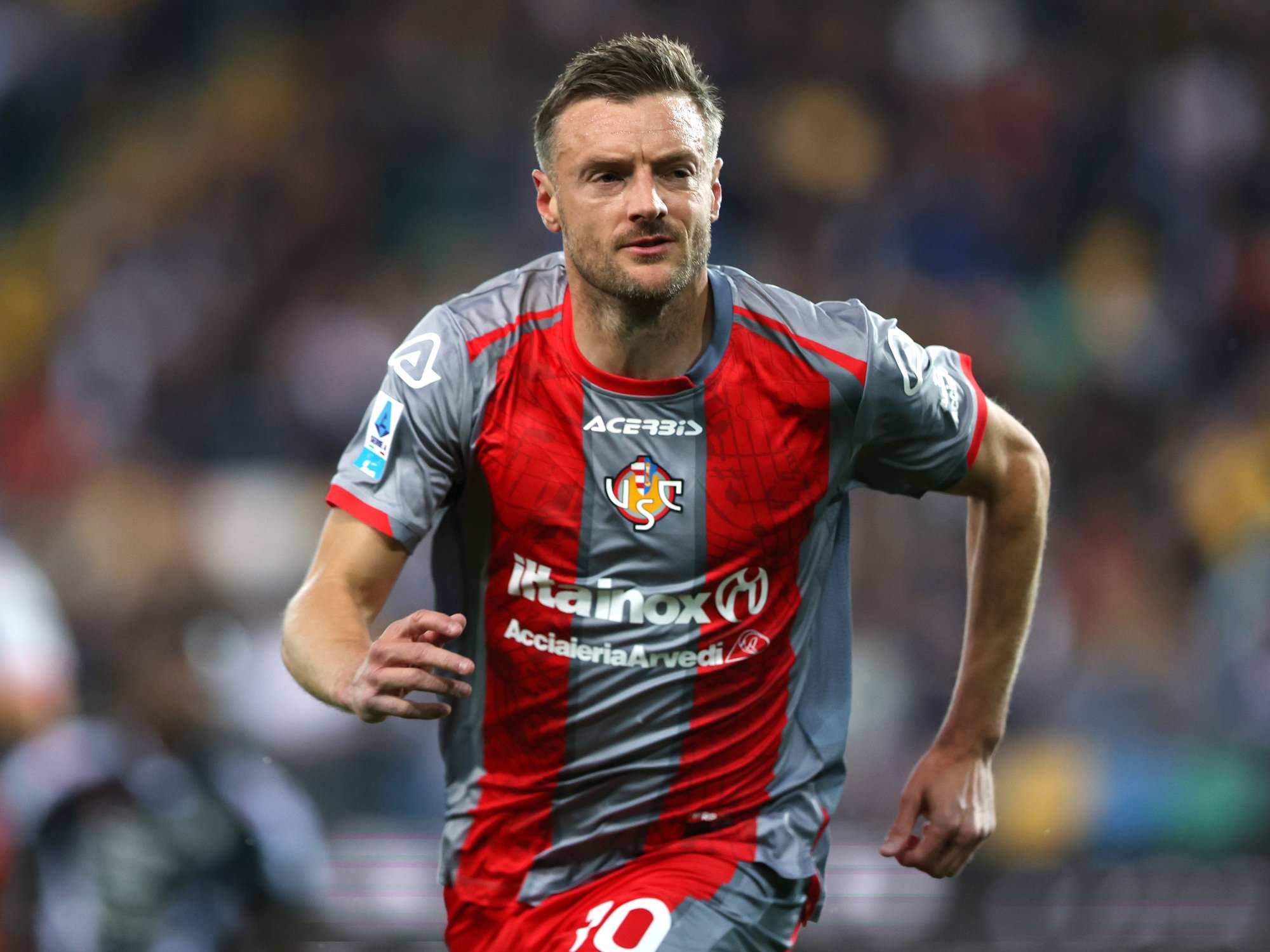 Jamie Vardy's options revealed as Premier League icon mulls over next club