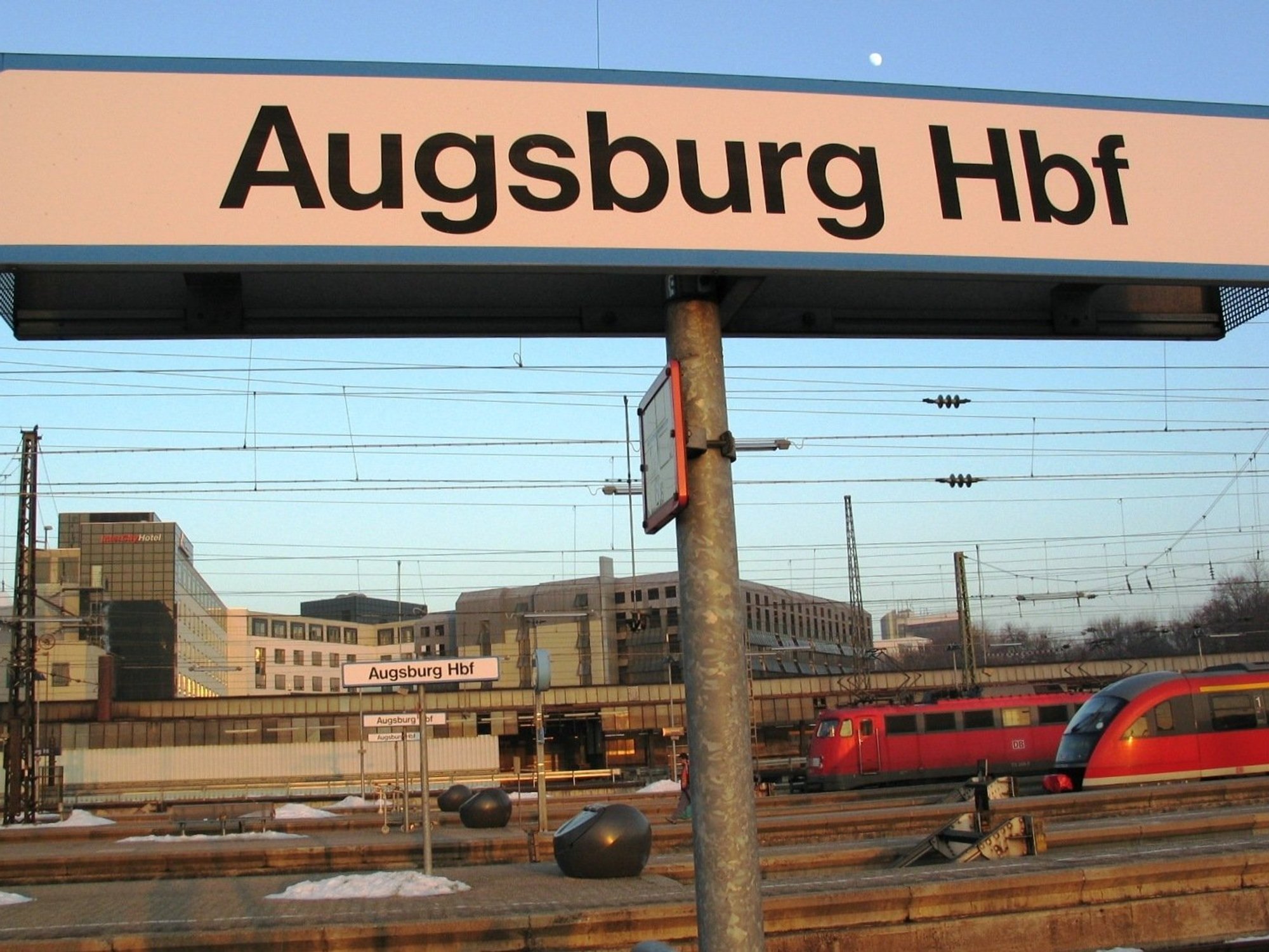Explosion at Germany's Augsburg Central train station injures several people