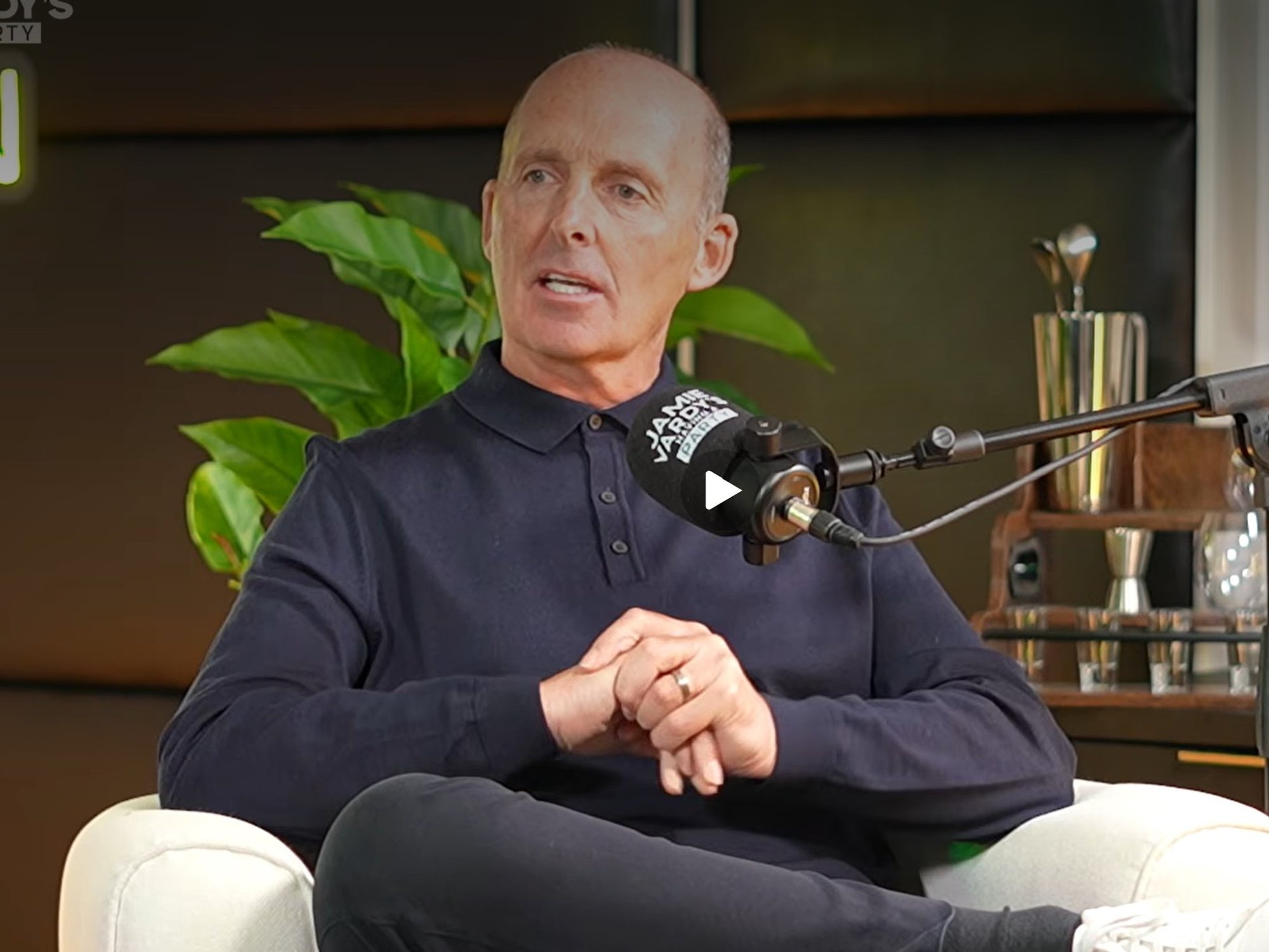 'Disgusting' Mike Dean lambasted after confessing he'd play 'secret games' while refereeing