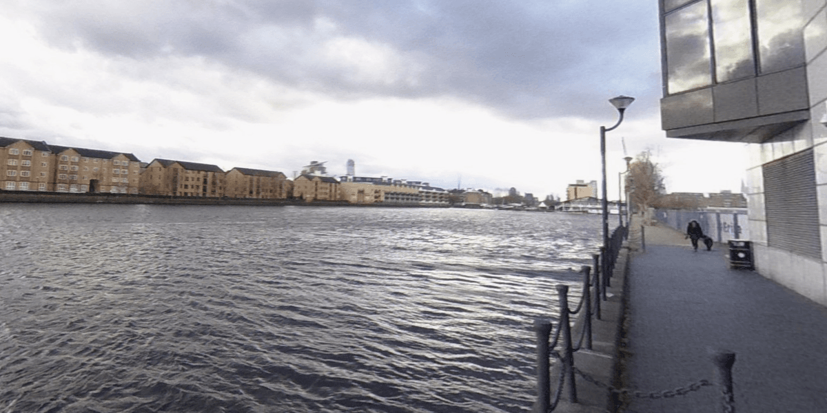 Boy, 14, dies after jumping into water to cool off in 'no swimming' area of River Thames