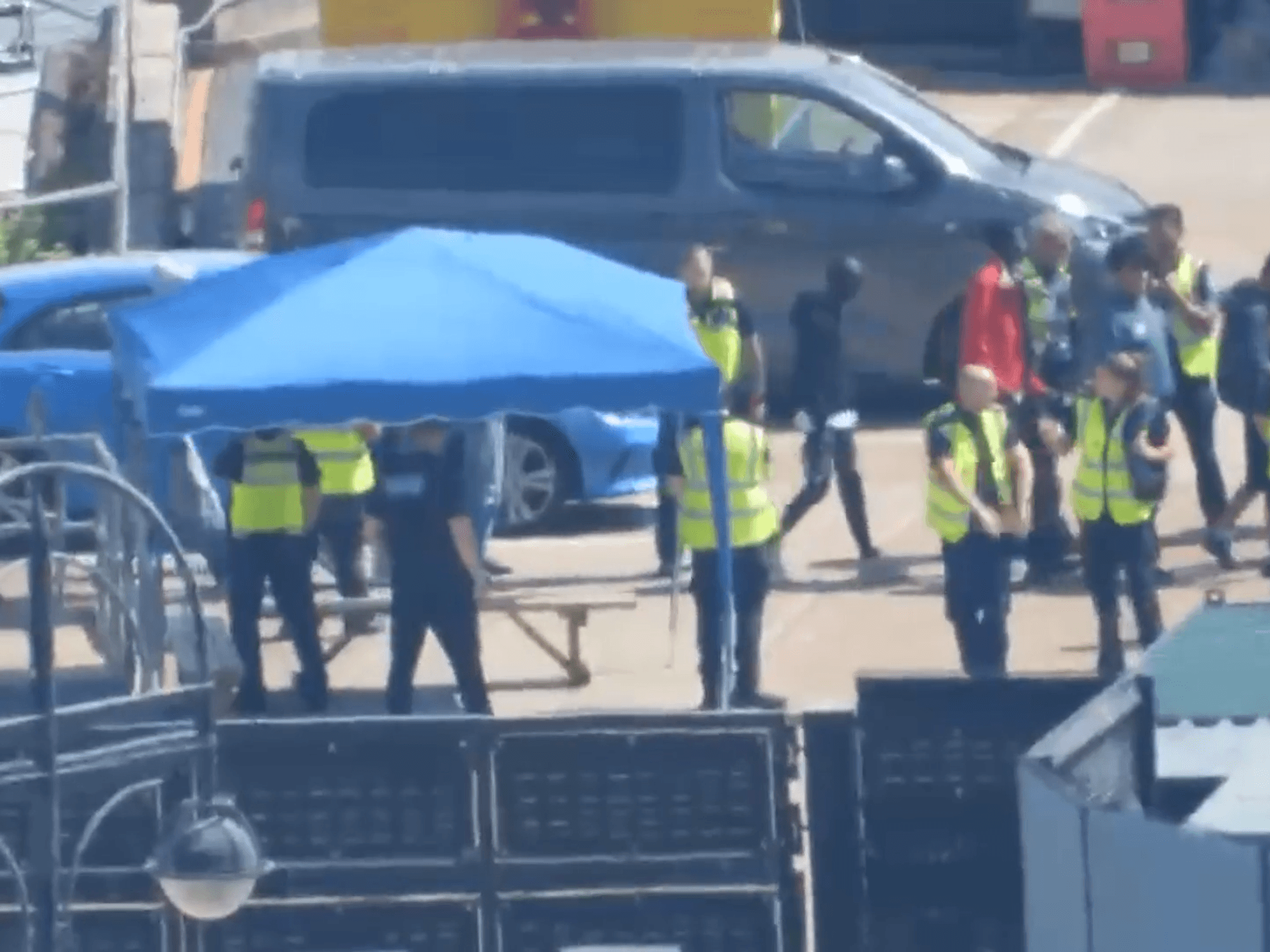 Over 500 small boat migrants reach Dover this weekend with one dinghy arriving completely undetected