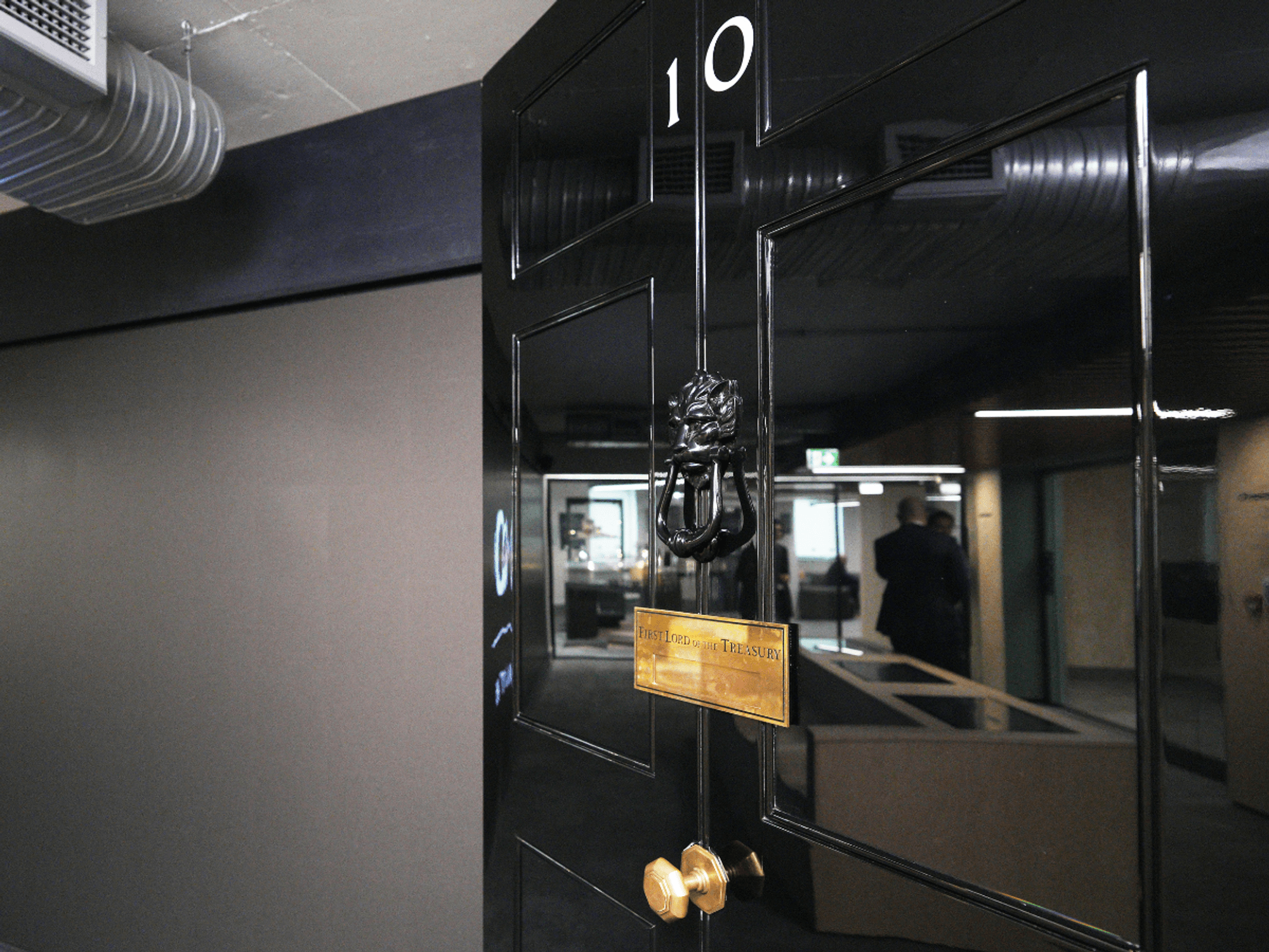 Andy Burnham spends £1k on replica Downing Street door that won't even face street at No10 North