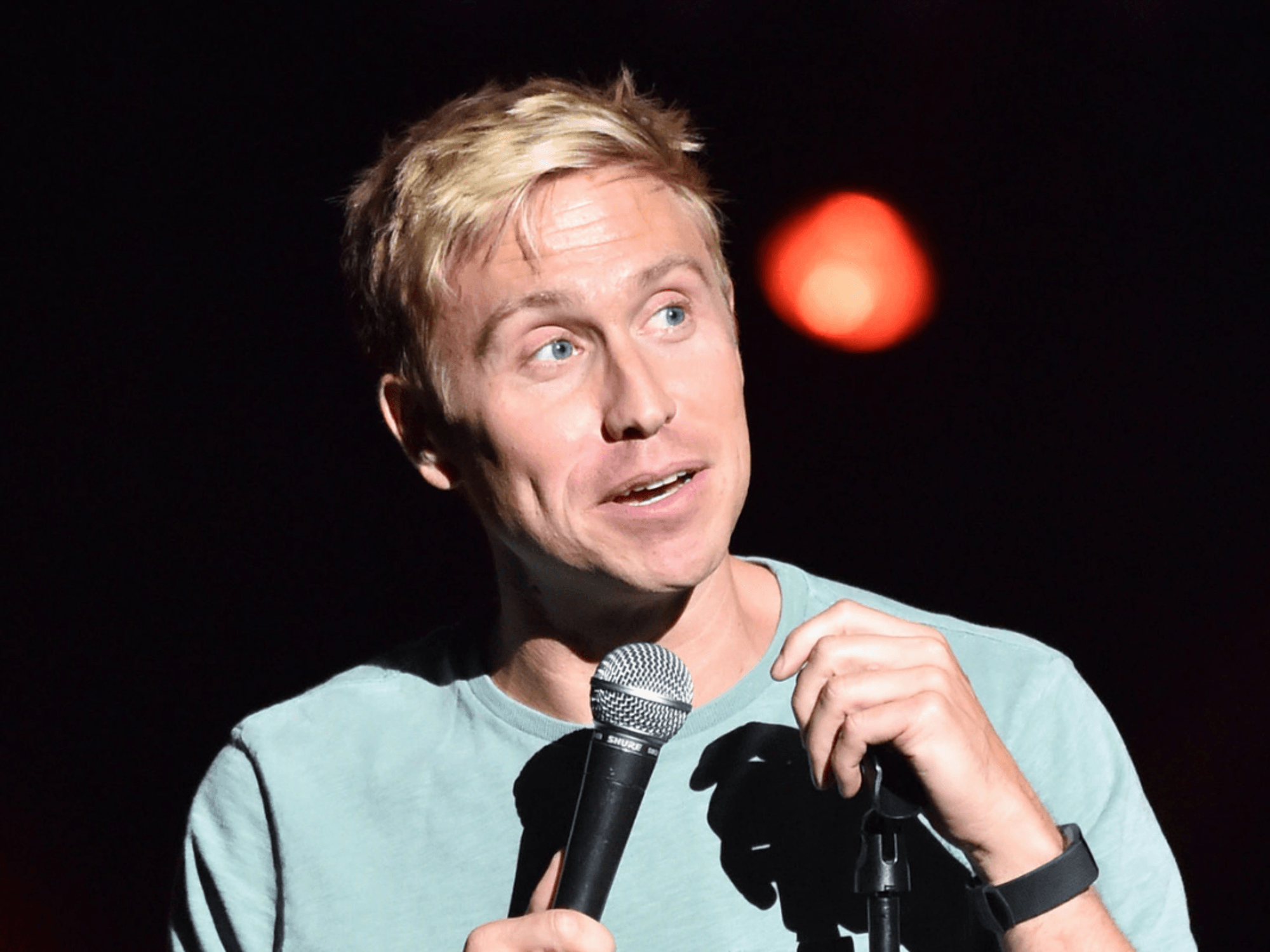 Russell Howard reveals newborn son died shortly after birth in heartbreaking announcement