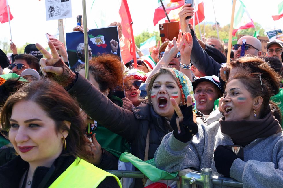 Iranian supporters of Pahlavi in Iran