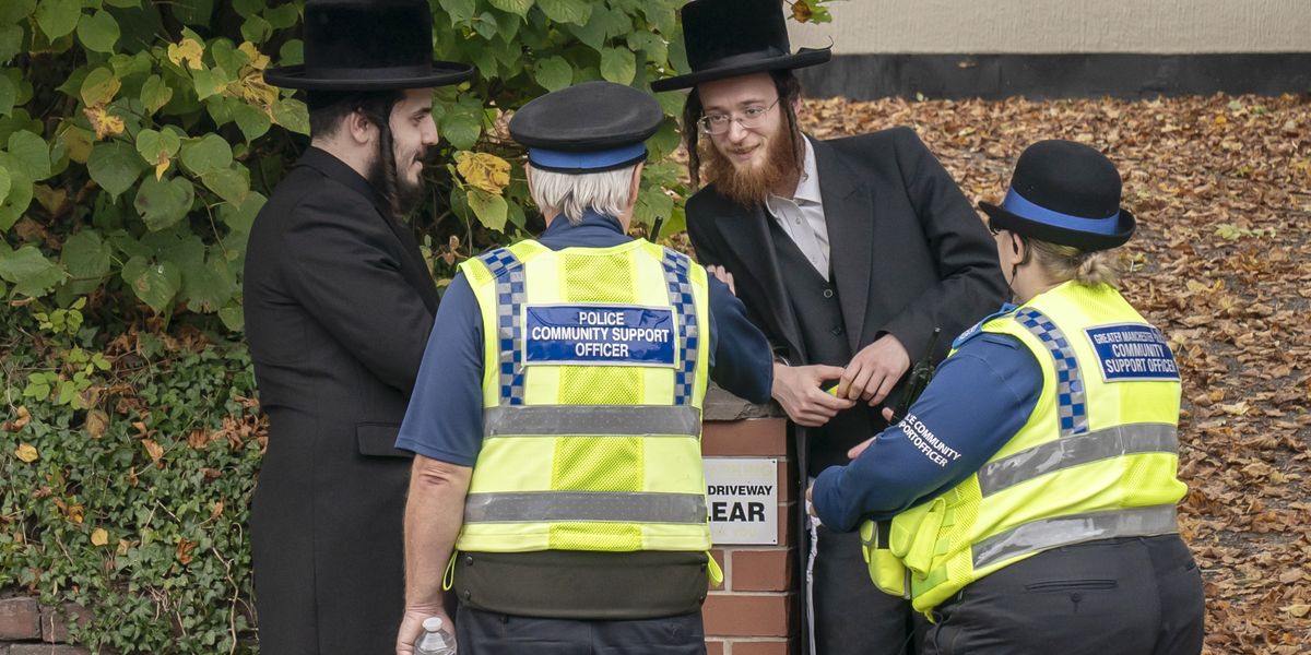 Jewish schools across London close until Monday amid surge in antisemitic incidents