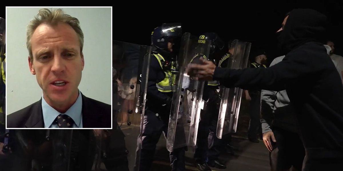 Labour accused of being 'asleep at the wheel' on migrant crisis after Portsmouth protest
