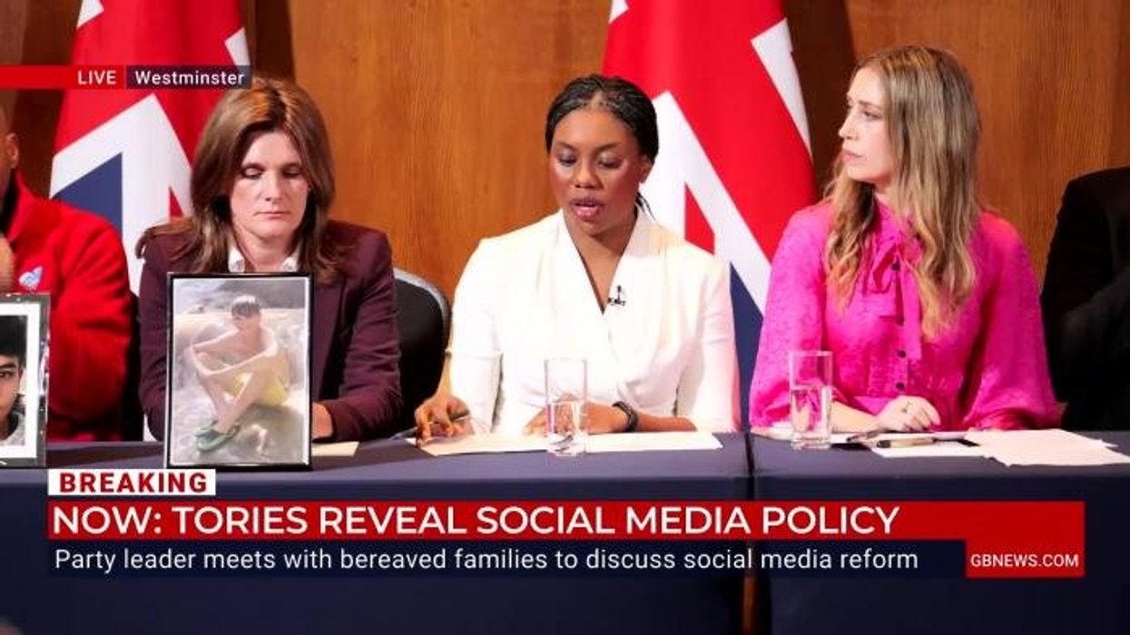 Keir Starmer's social media ban plans could be derailed as parents launch High Court challenge