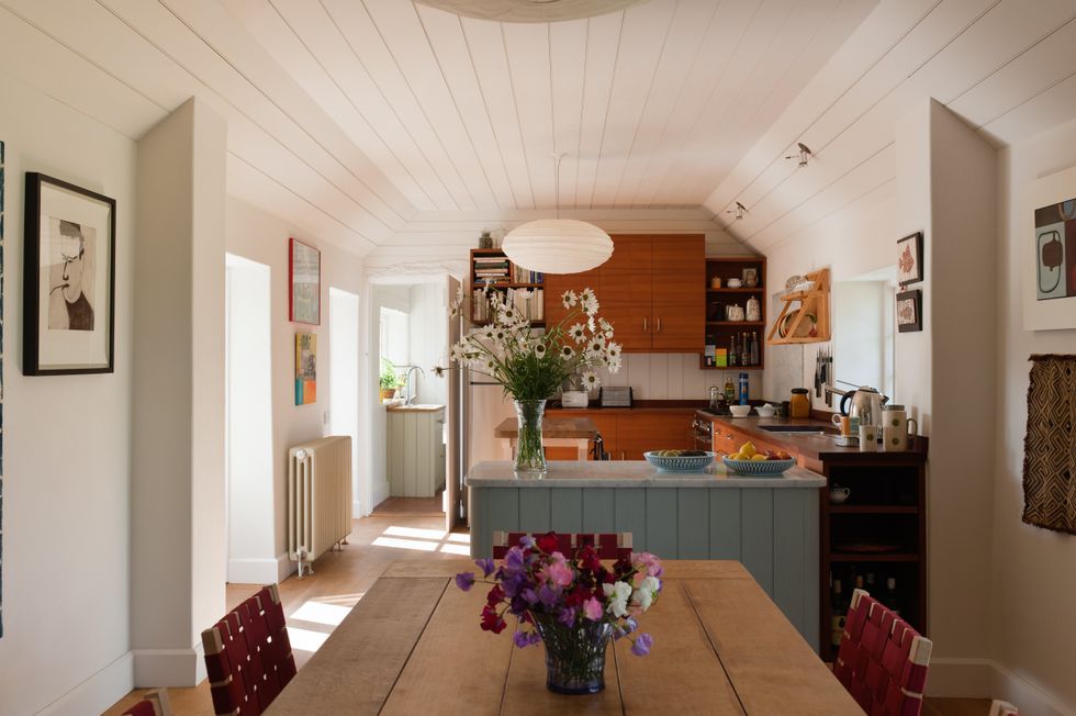 KITCHEN FURNITURE