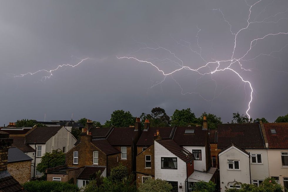Lightning (stock)