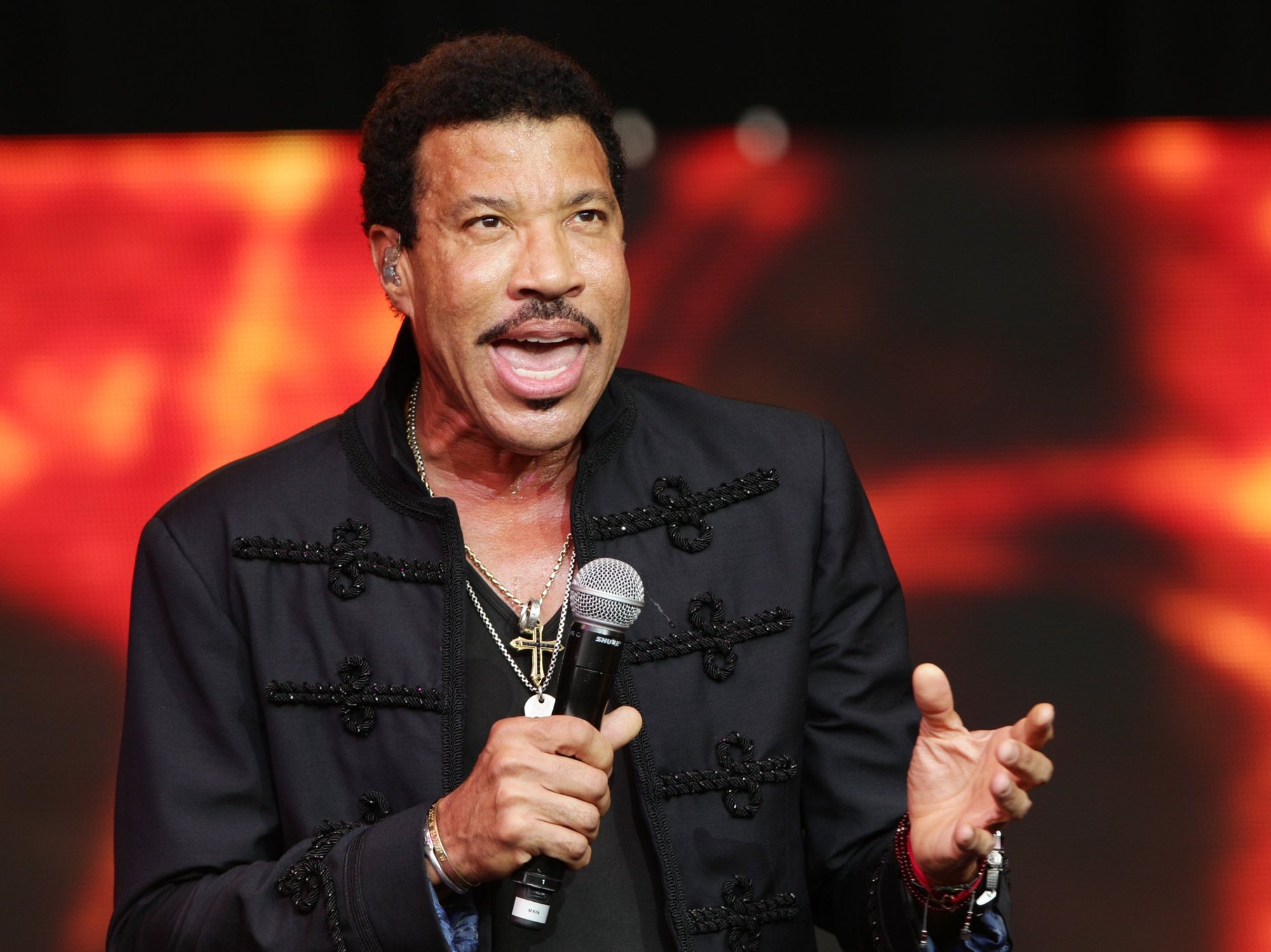 Lionel Richie performing on The Pyramid Stage at Glastonbury 2015
