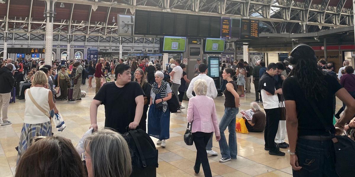 Services at major London train station resume after fire