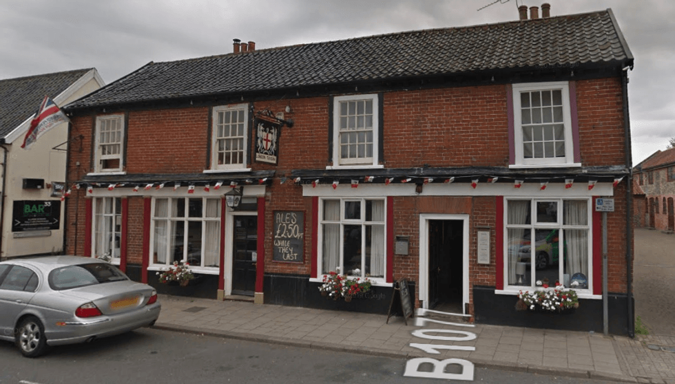 London Tavern pub,