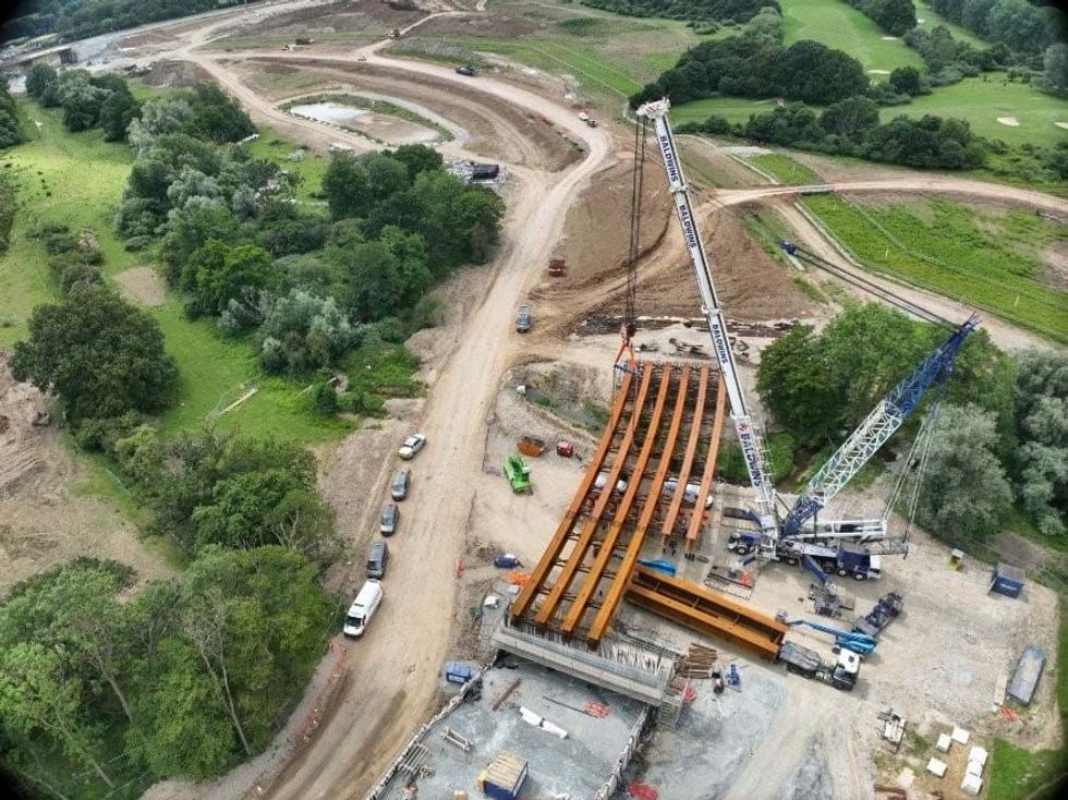 M25 building work