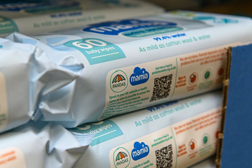 Mamia x PANDAS baby wipes