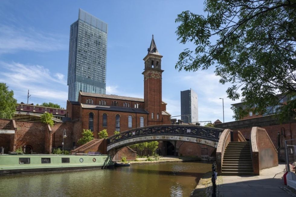 Manchester canal