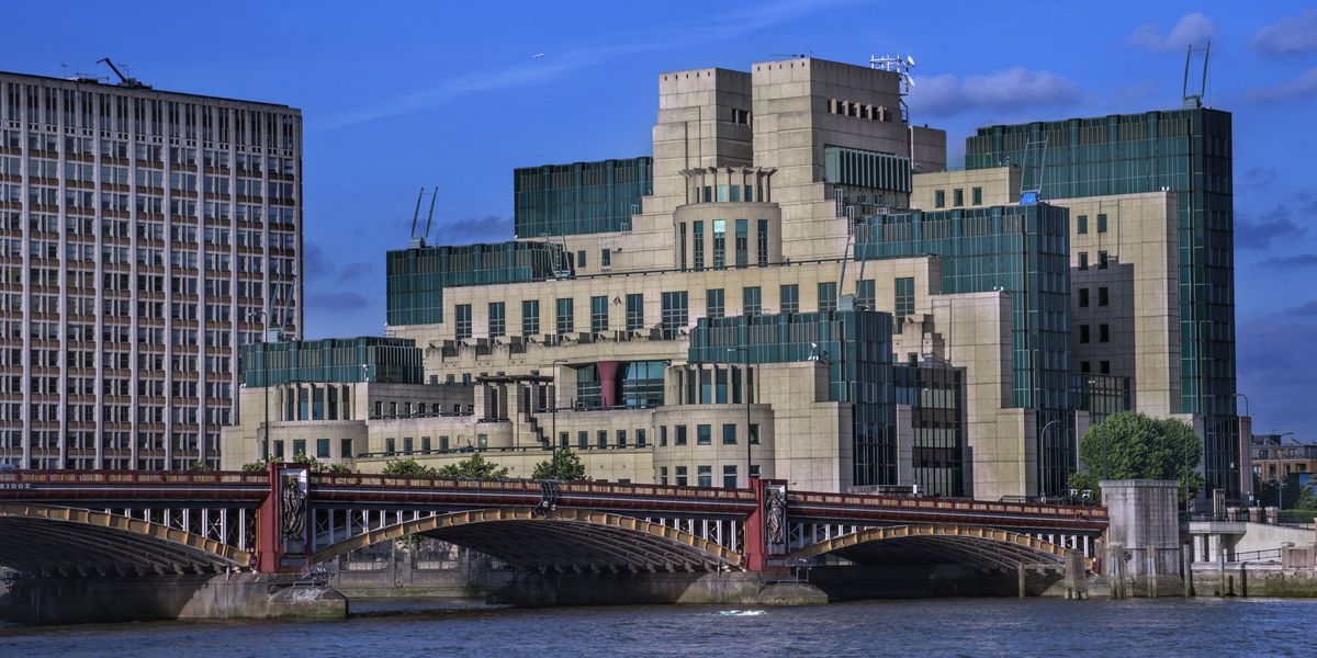 MI5 accused of ‘flagrant racism’ as white candidates told not to bother applying for summer internship