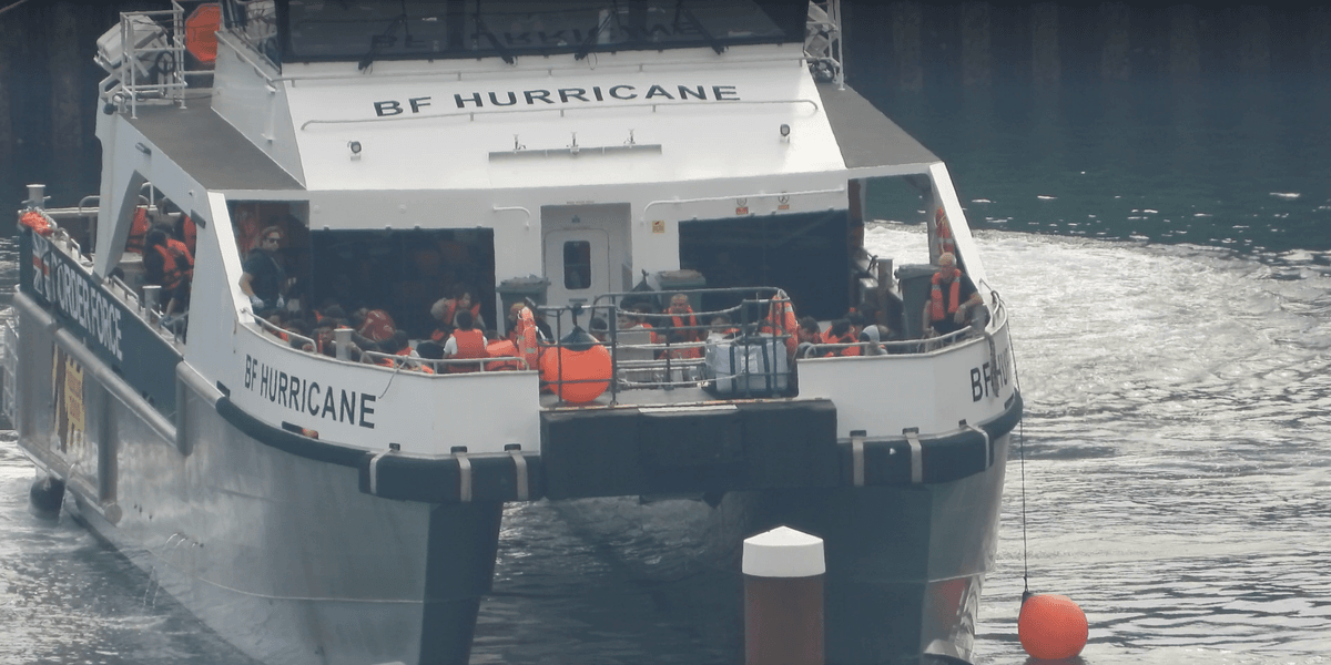 More than 3,000 cross channel in 11-days as pressure mounts on Sunak