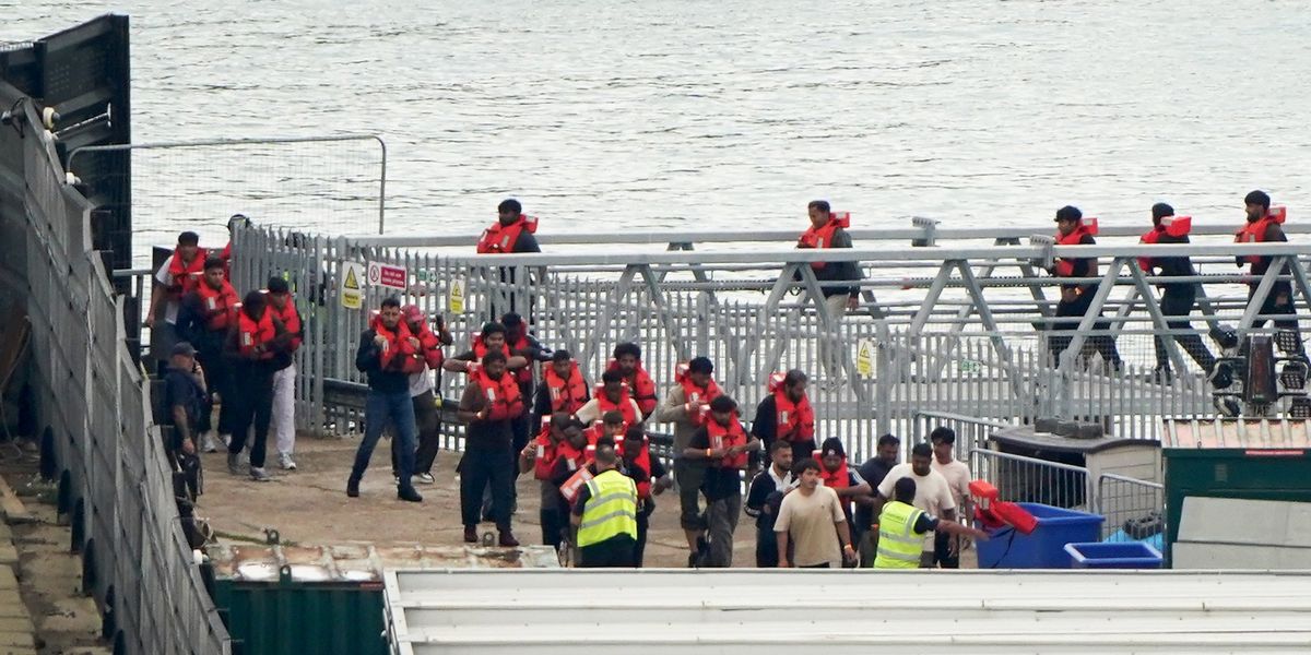 One in ten children who went missing from asylum hotels still not found