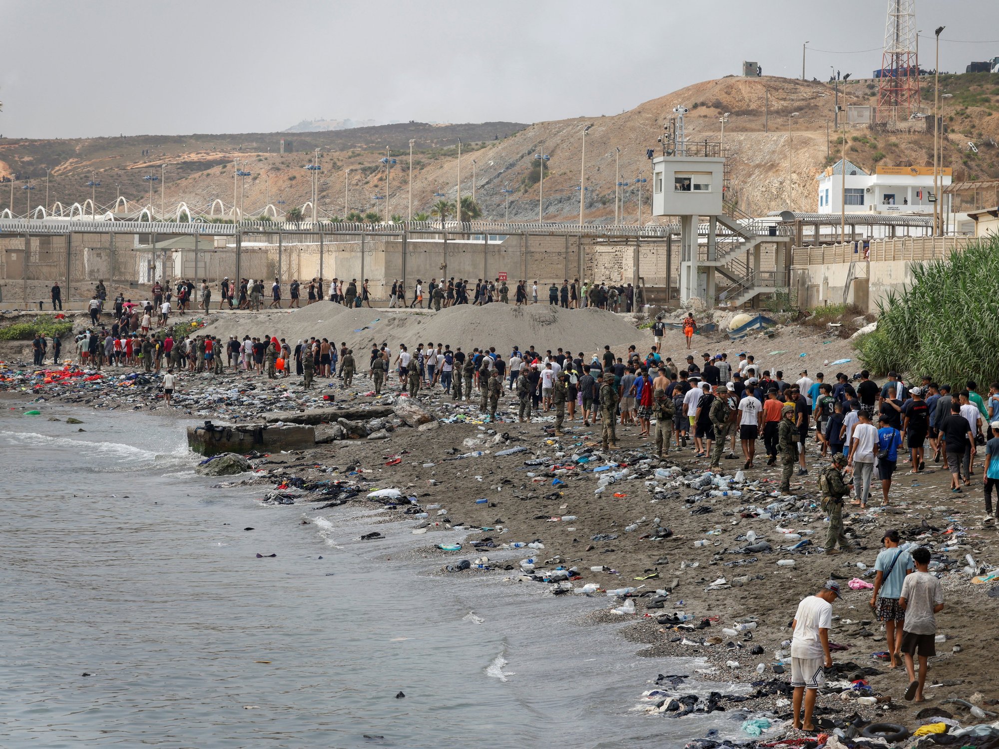 Migrants arrived in the Spanish enclave yesterday