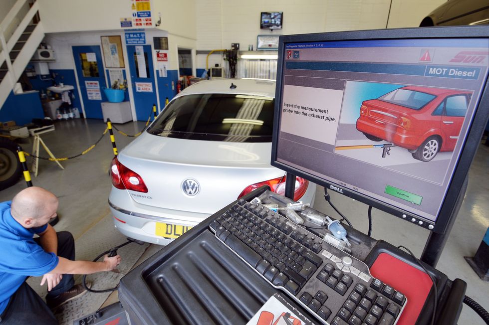 MOT emissions test