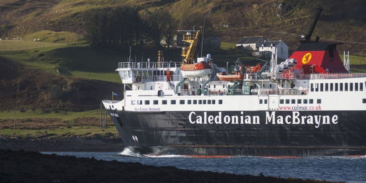 'Bomb threat' reported on Scottish ferry moments after passenger rescued from estuary