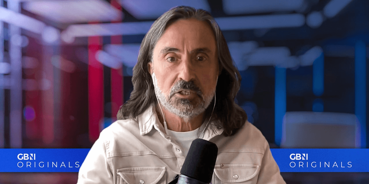 Neil Oliver warns of global 'system crash' amid chaos and war - 'The world operating system is kaput!'