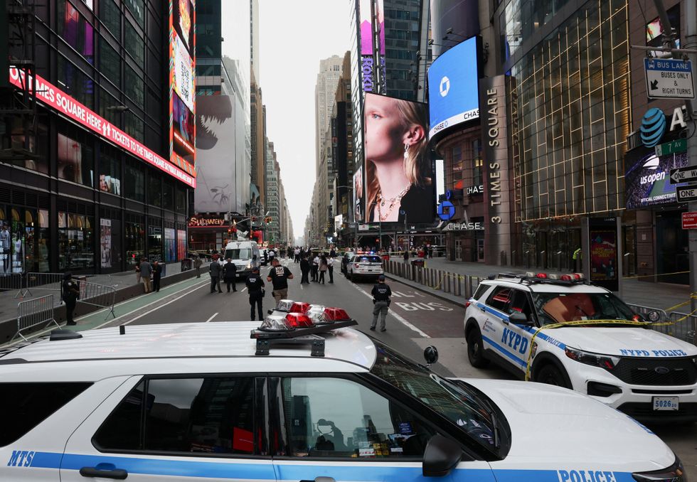 New York Times Square stabbing police response