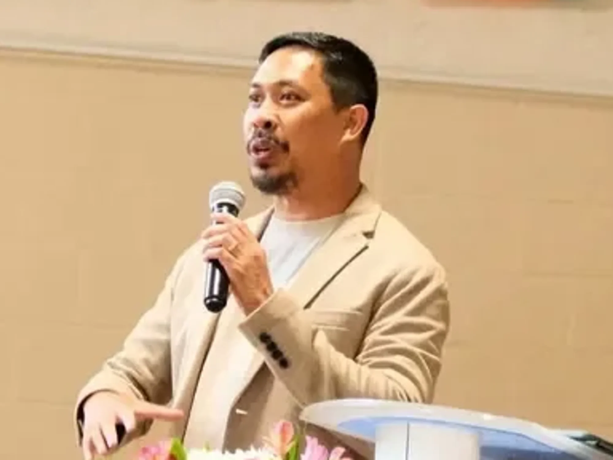 Pastor Robert Guanco