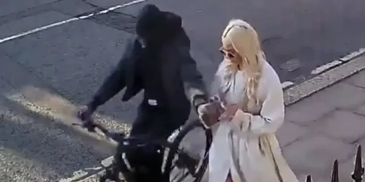 Phone thefts in London plummet by 50% in last year as murder rate falls to lowest level in history