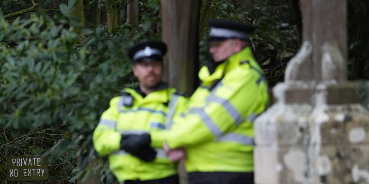 'Genderless' police officers issued seperate warrant cards to use in flux based on 'how they feel that day'