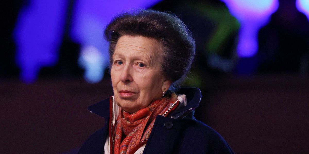 Princess Anne heckled about Andrew Mountbatten-Windsor as she attends Oxford University