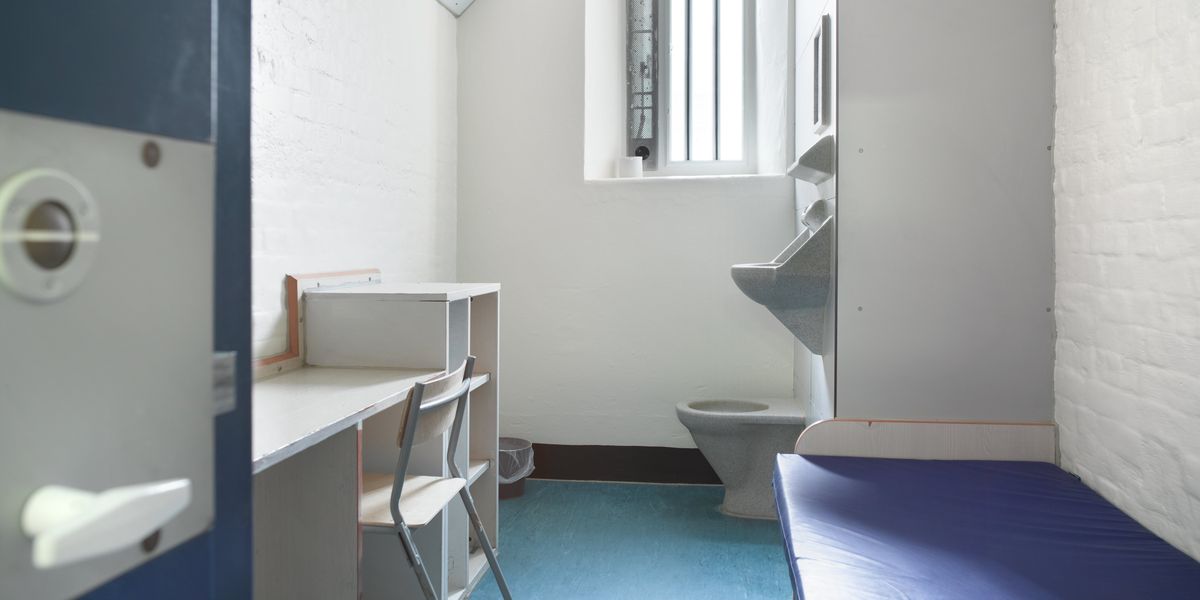 'No final decision' made on prisoners sharing temporary cells to free up space