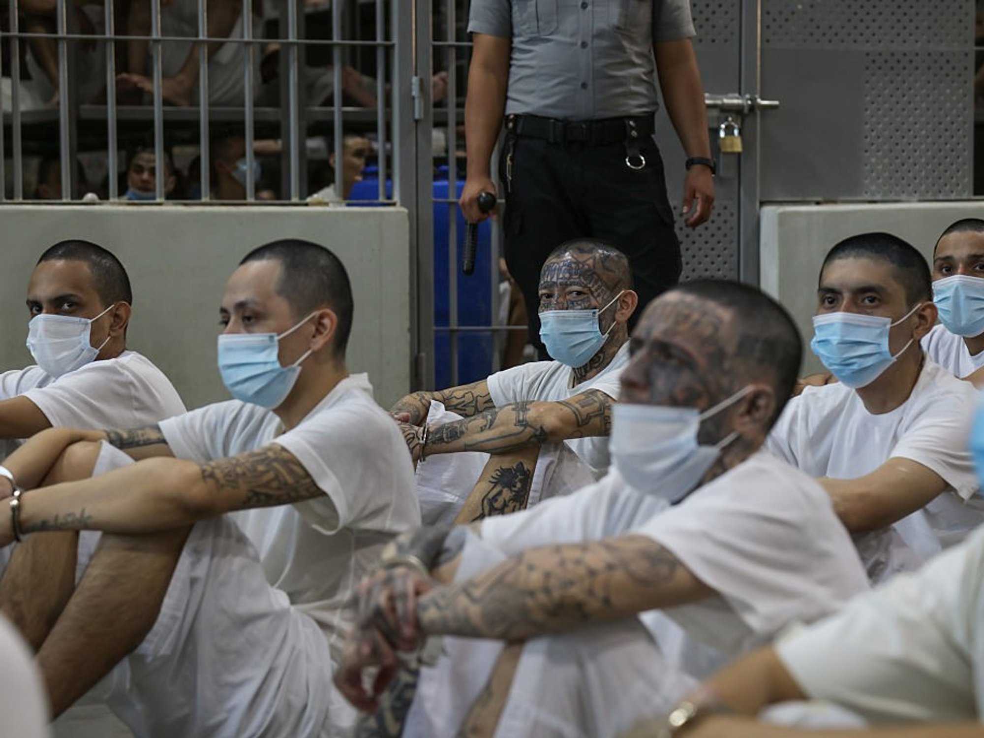 Prisoners in El Salvador