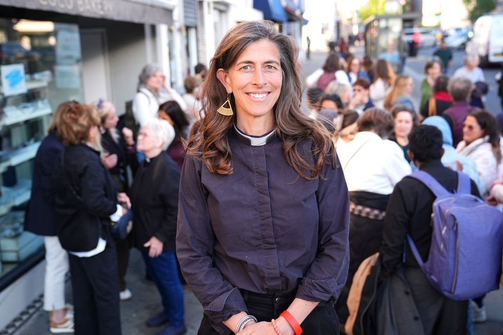 Revd Dr Catriona Laing
