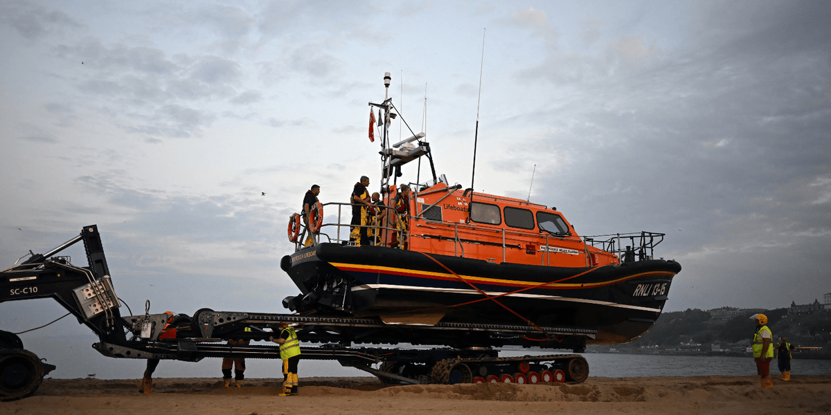 RNLI halts service in Portsmouth after anti-migrant protesters confront volunteers
