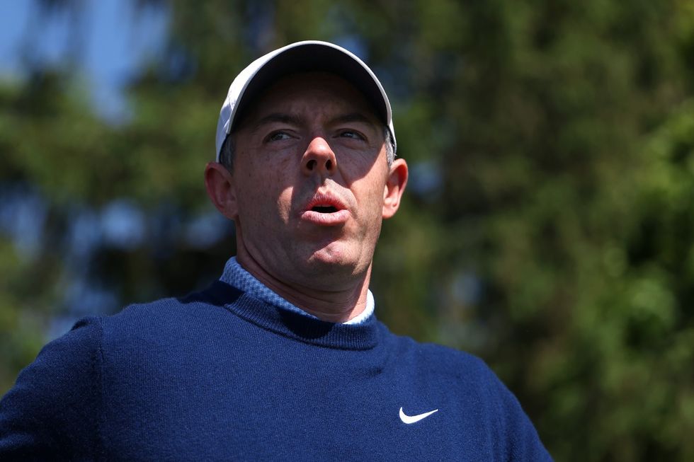Rory McIlroy is expected to wear a specially customised shoe at this week's PGA Championship as he battles to overcome a painful toe problem ahead of the second major of the season