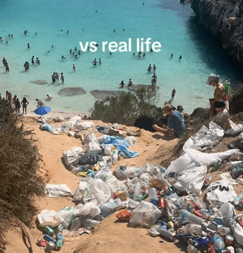 Rubbish on Cal\u00f3 des Moro