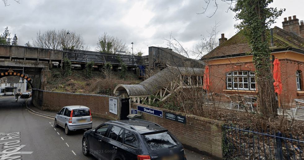 Shawford station