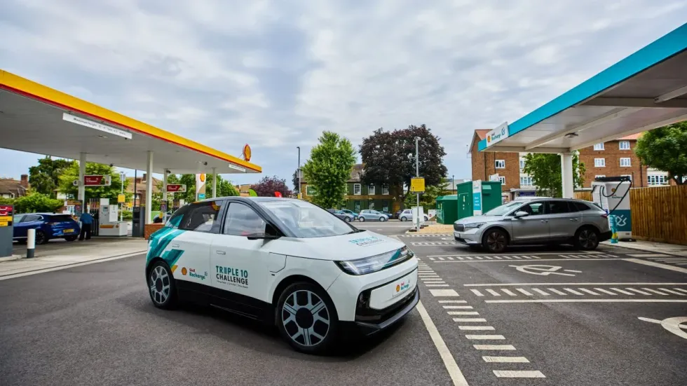 Shell has unveiled its new electric car technology that charges an EV in less than 10 minutes