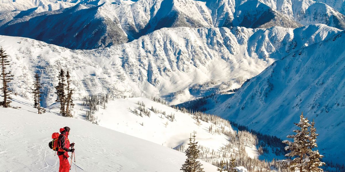 Jet2 expands routes to Europe's top ski destinations with flights from 12 UK airports