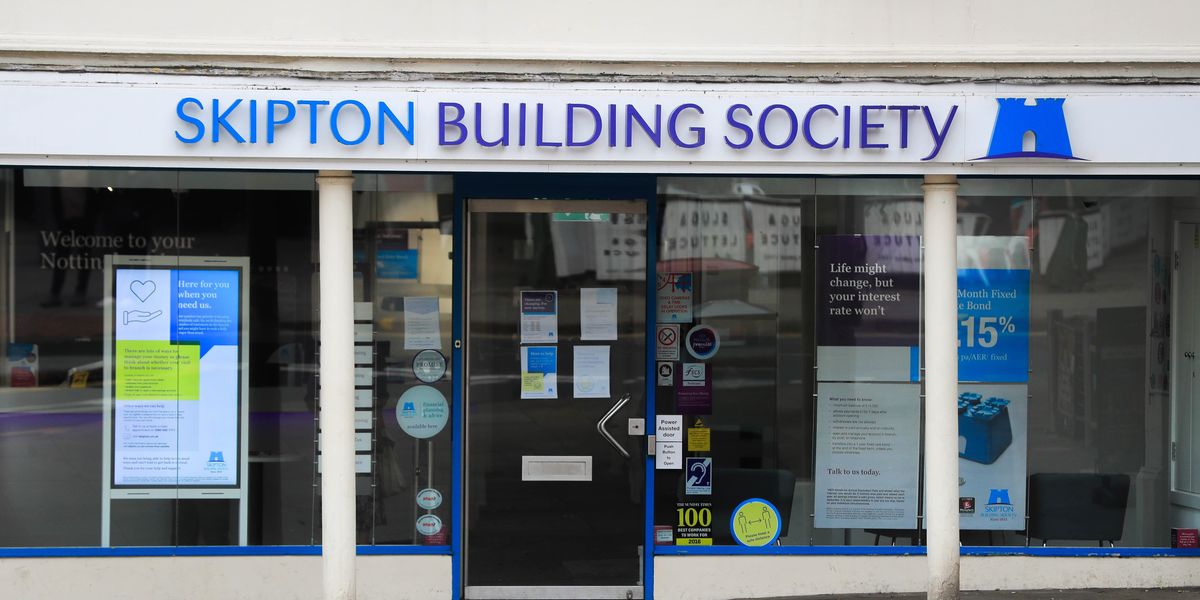 Skipton Building Society issues urgent warning as millions miss out on £800 savings boost