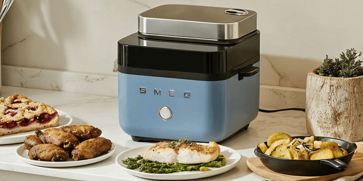 Smeg rivals Ninja with its first-ever air fryer in retro-inspired design