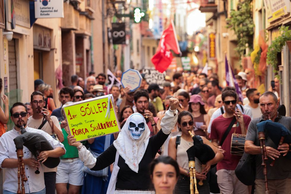Spanish protesters