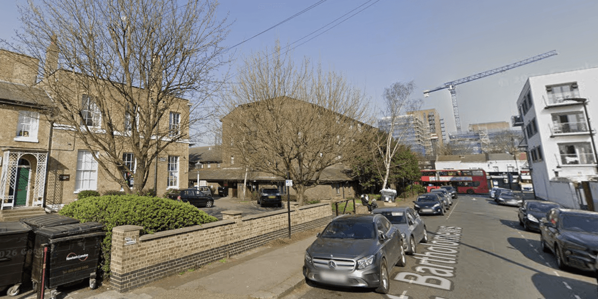 Met Police launch murder investigation after man fatally shot inside vehicle