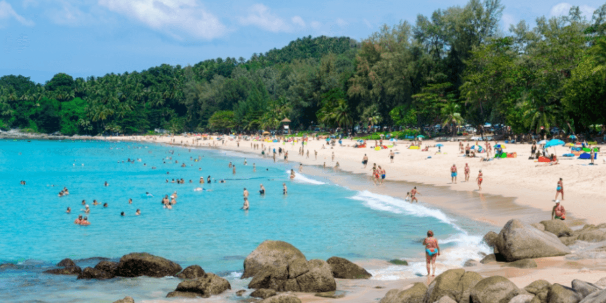Britons given fresh Asia travel warning as popular tourist destination may be at risk of terror attack
