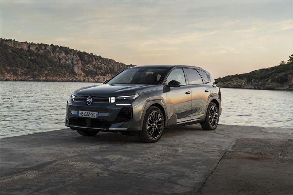 The Citroen e-C5 Aircross Long Range is eligible for the \u00a33,750 Electric Car Grant incentive