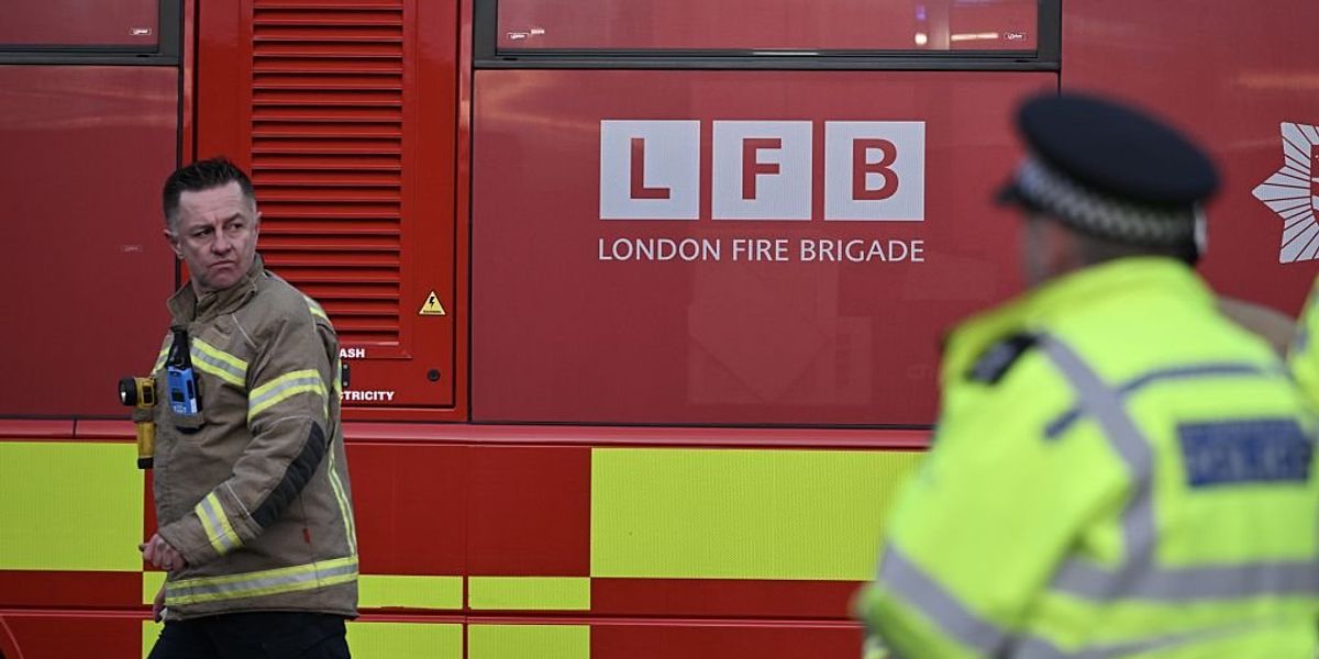 Man killed in 17th-floor London flat fire as child and tenants rescued