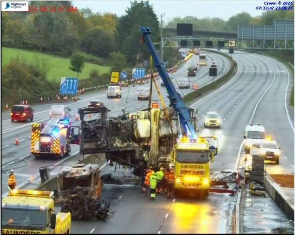 The lorry fire on the M25